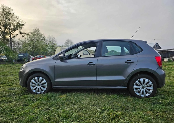 Volkswagen Polo cena 17800 przebieg: 124000, rok produkcji 2009 z Lipno małe 121